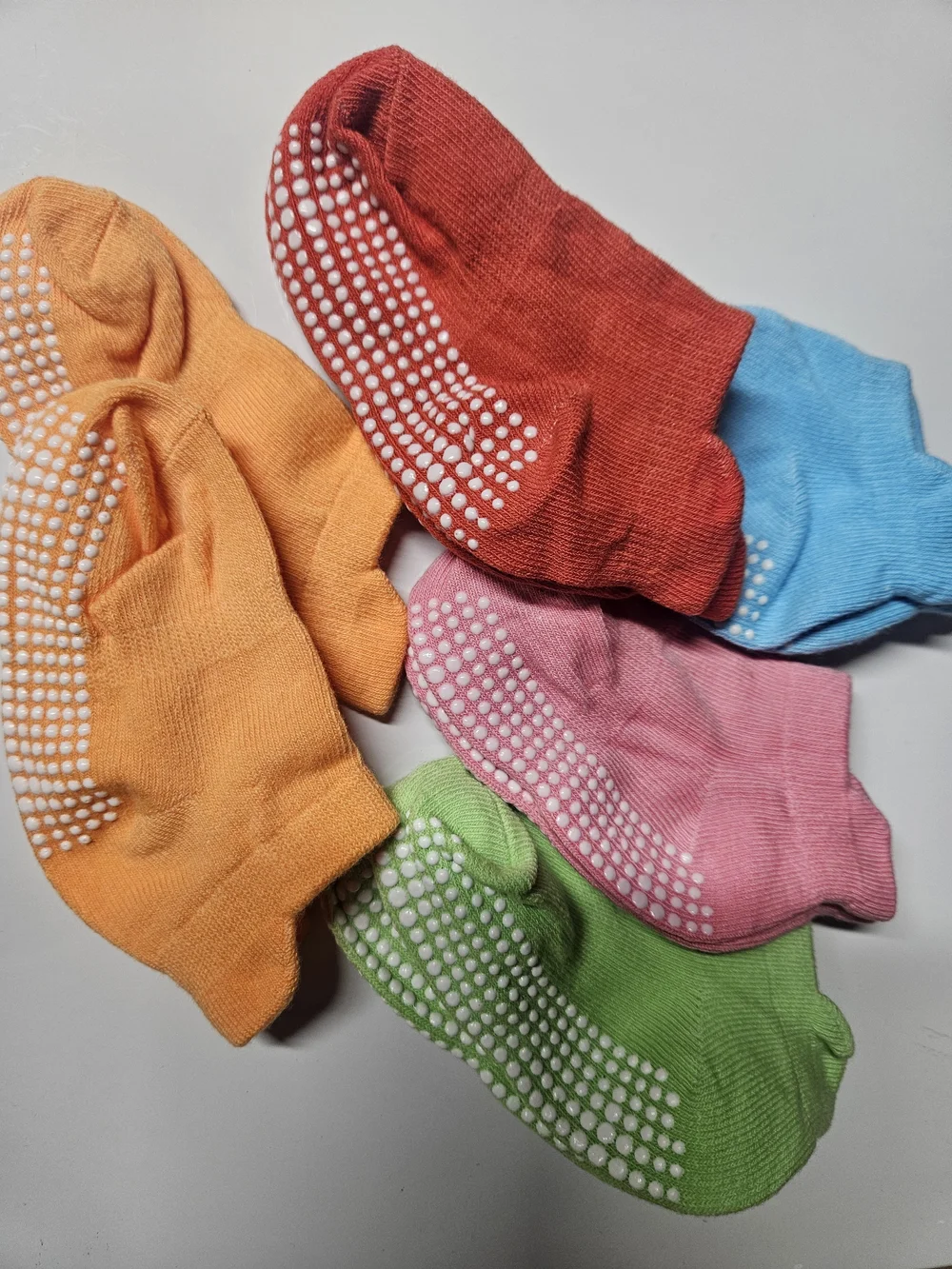 Non-Slip Toddler Grip Socks And Knee Gaurds - Multi Color Pack Medium 12 Month